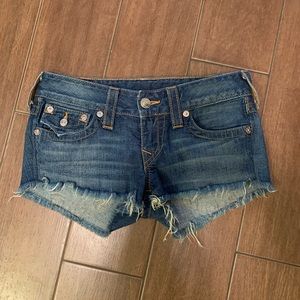 True religion Joey cut off dark wash shorts 27